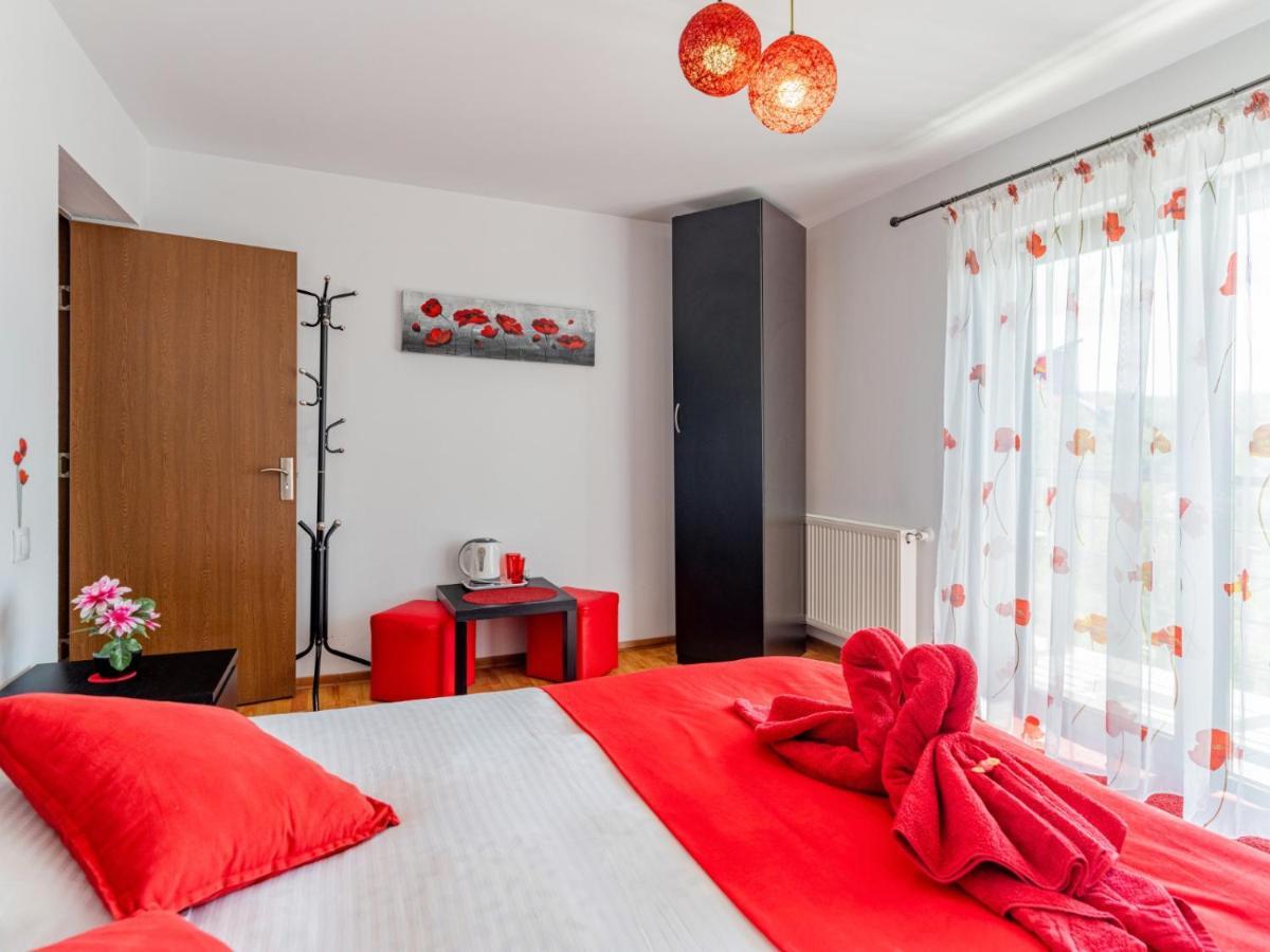 Casuta Cu Trandafiri Otel Slănic Dış mekan fotoğraf