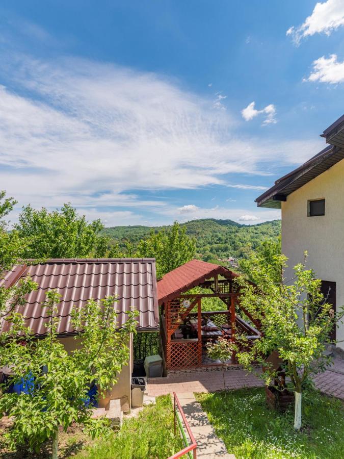 Casuta Cu Trandafiri Otel Slănic Dış mekan fotoğraf