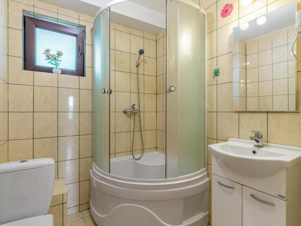 Casuta Cu Trandafiri Otel Slănic Dış mekan fotoğraf