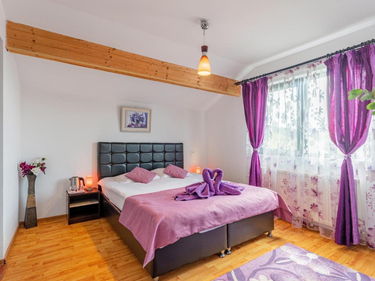 Casuta Cu Trandafiri Otel Slănic Dış mekan fotoğraf